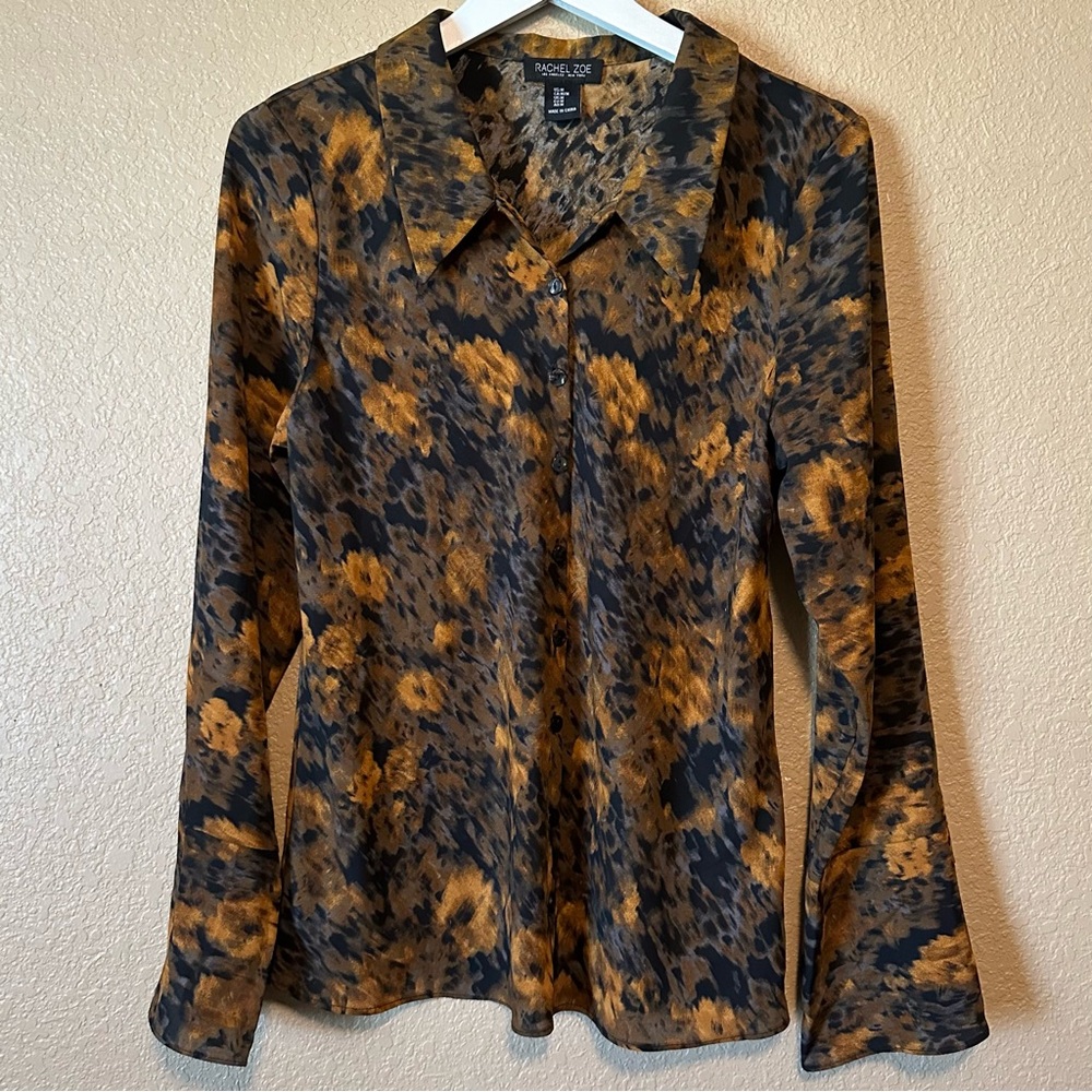 Rachel Zoe Leopard Animal Print Blouse Size L Large button up top Tassel Sleeves